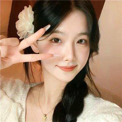 小姑娘艾萝依 在线观看