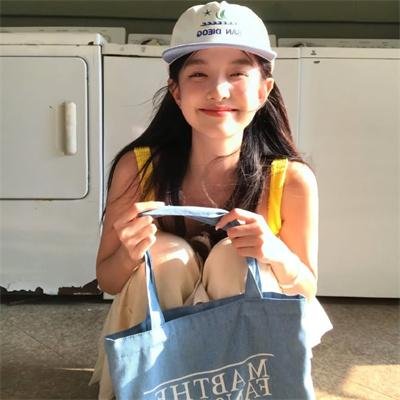 金光松美的四块石板 在线观看